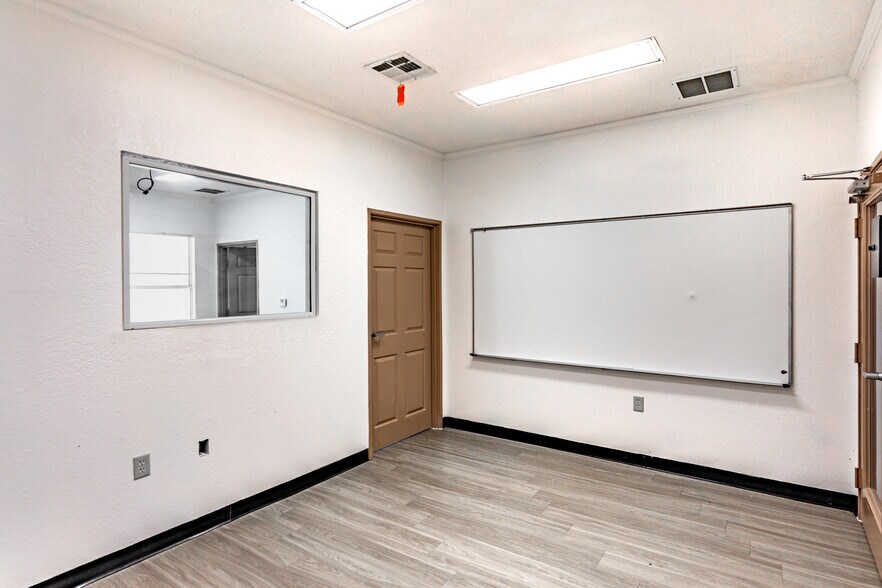 More Photos Of 11734 Jefferson Rd, Thonotosassa Schools For Sale