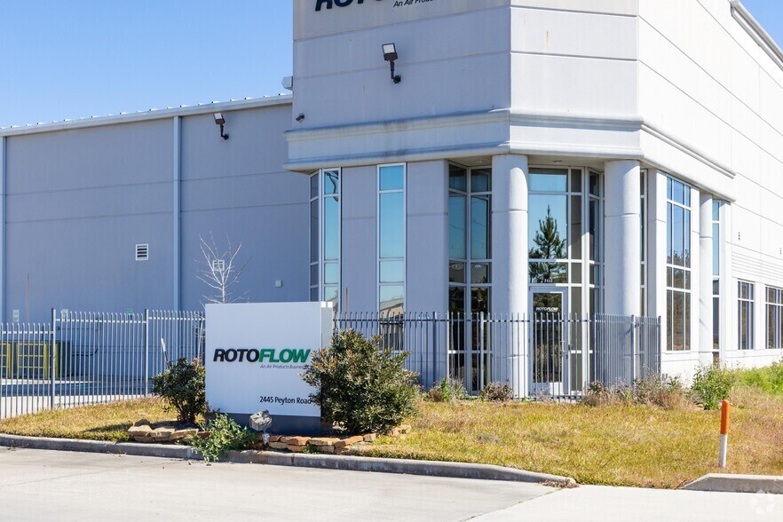 More Photos Of 2445 Peyton Rd, Houston Warehouse For Lease