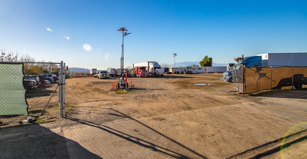 Primary Photo Of 13650 Calimesa Blvd, Yucaipa Land For Lease