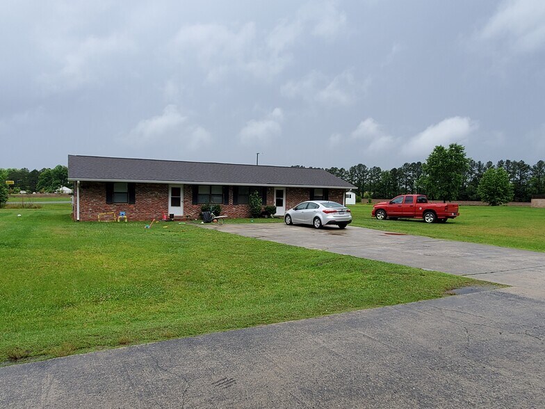 More Photos Of 1578 Ashland Dr, Greenville Apartments For Sale