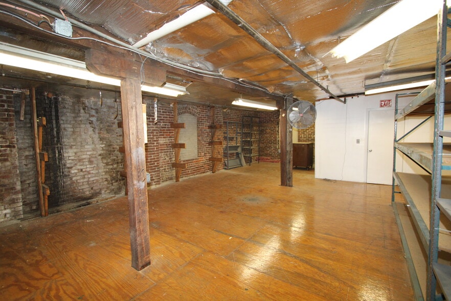 More Photos Of 7 Henry St, Worcester Warehouse For Sale