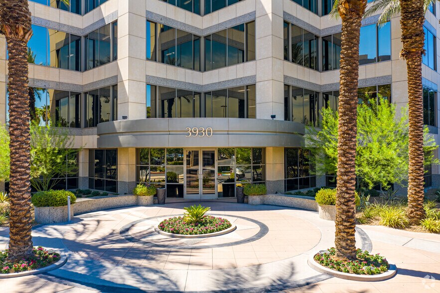 More Photos Of 3753-3993 Howard Hughes Pky, Las Vegas Unknown For Lease