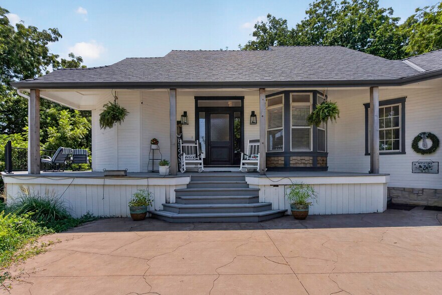 More Photos Of 1558 N 600 Rd, Baldwin City Specialty For Sale