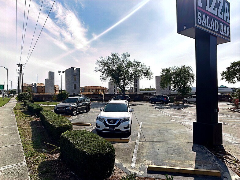 More Photos Of 103 Us-301 Blvd W, Bradenton Fast Food For Sale