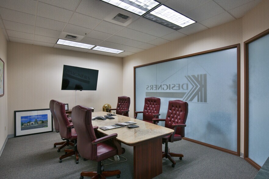 More Photos Of 2440 Gold River Rd, Rancho Cordova Office For Sale