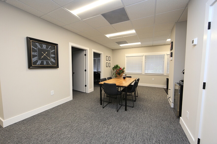 More Photos Of 1906 E Highway 54, Durham Unknown For Lease