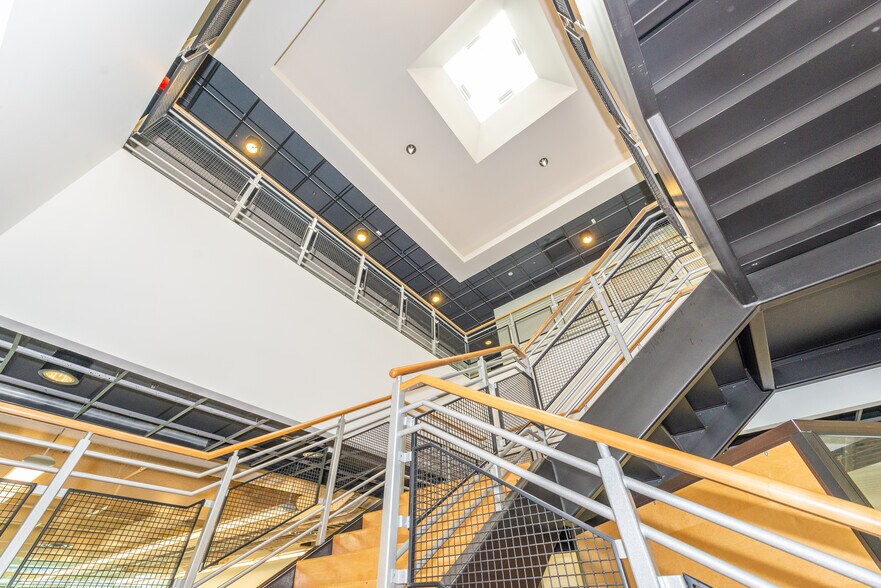 More Photos Of 1467 Rt 31 S, Annandale Office For Sale