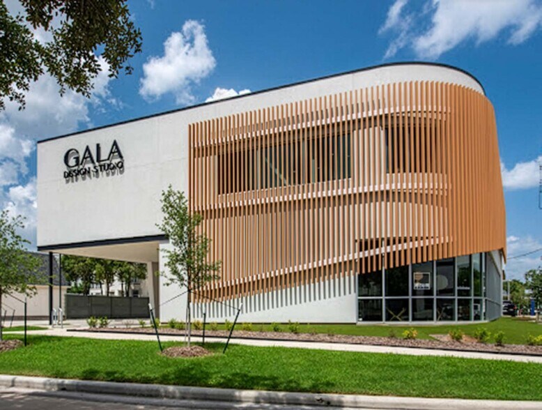 Primary Photo Of 2222 Westheimer Rd, Houston General Retail For Sale
