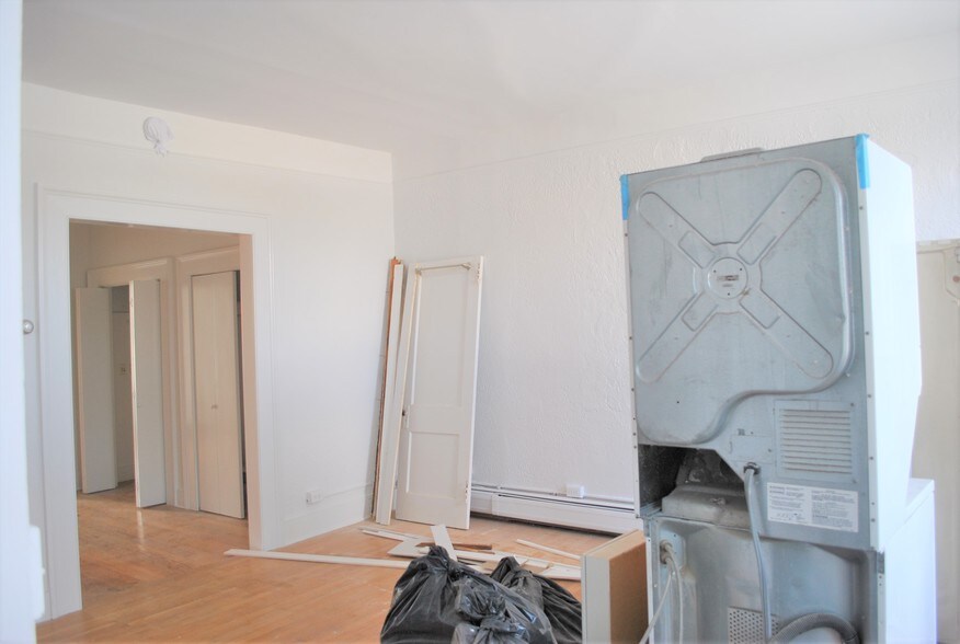 More Photos Of 103-105 Greenwich Ave, Greenwich Office For Lease