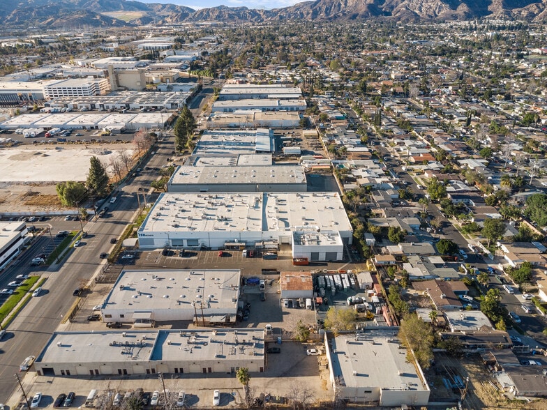 More Photos Of 12930 Bradley Ave, Sylmar Warehouse For Sale