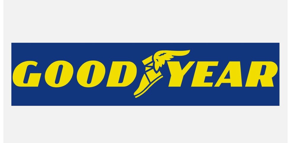 Primary Photo Of 16737 E 9 Mile Rd, Eastpointe Carwash For Lease