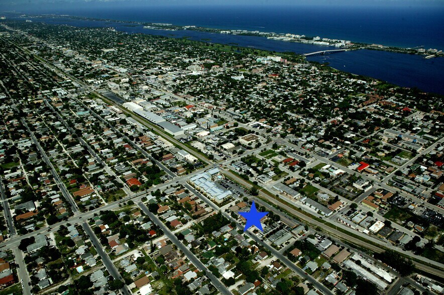 More Photos Of 712-714 S F St, Lake Worth Apartments For Sale