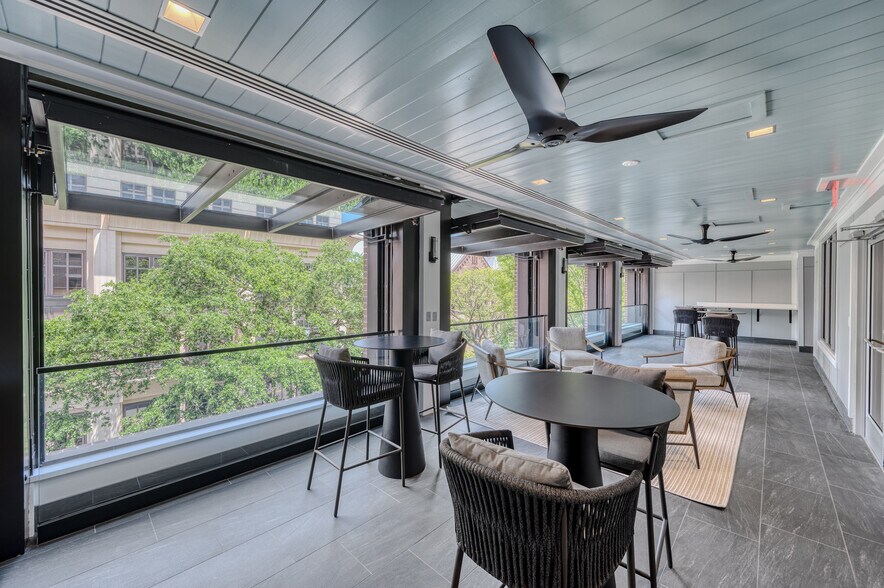 More Photos Of 151 Meeting St, Charleston Office Residential For Lease
