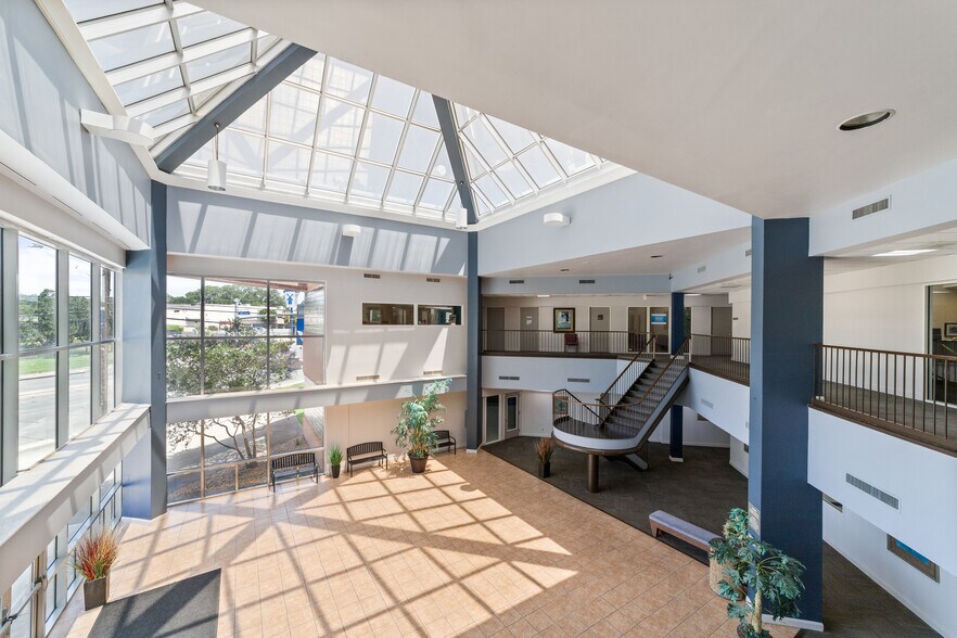 More Photos Of 2020 Babcock Rd, San Antonio Medical For Sale