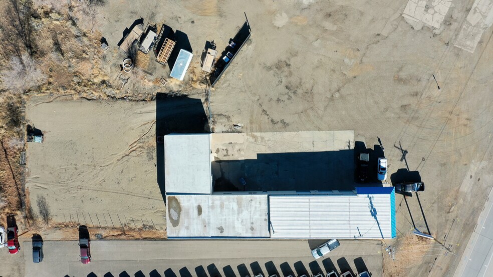 More Photos Of 27 S Broadway, Cortez Flex For Sale