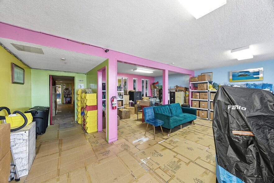 More Photos Of 1696 Centinela Ave, Inglewood Storefront Retail Residential For Sale