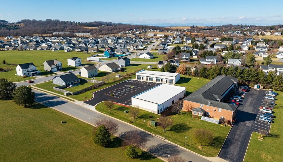 More Photos Of 260 Sheppard Court, Waynesboro Research And Development For Lease