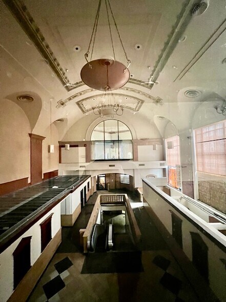More Photos Of 95 Court St, Binghamton Office Residential For Sale
