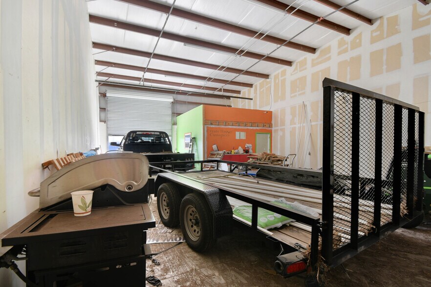 More Photos Of 1761 Dobbs Rd, Saint Augustine Warehouse For Lease