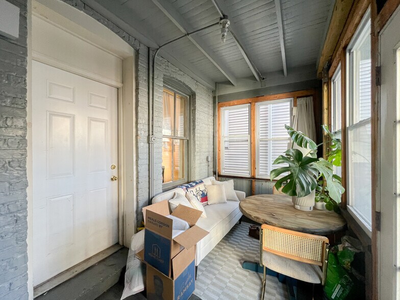 More Photos Of 2442 N Ashland Ave, Chicago Multifamily For Sale