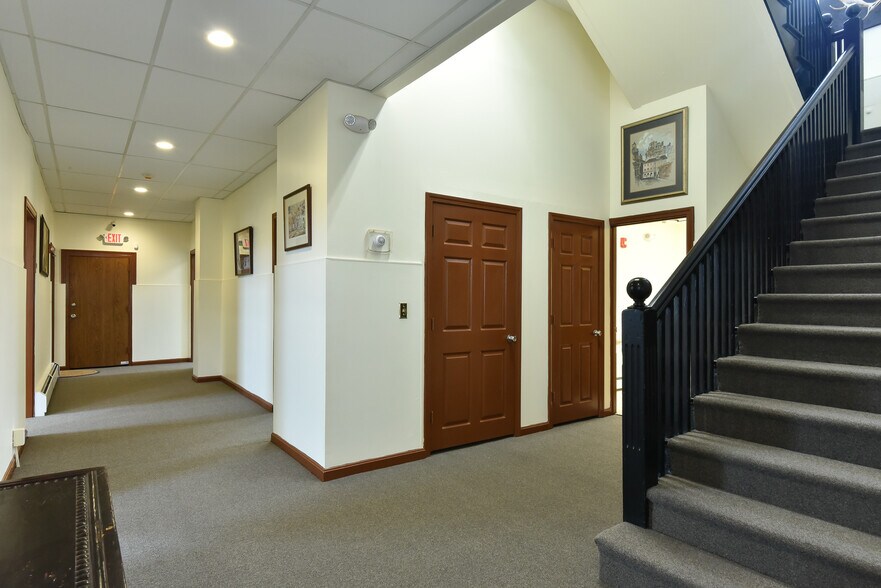 More Photos Of 754 Branch Ave, Providence Loft Creative Space For Lease