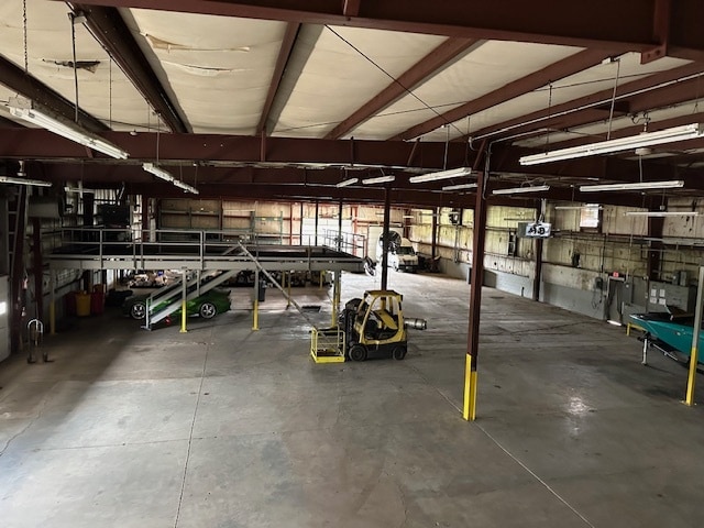 More Photos Of 1005 Geneva St, Shorewood Warehouse For Lease