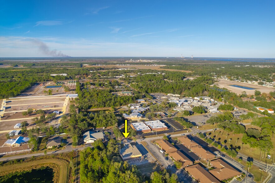 More Photos Of 6905 Old Wolf Bay Rd, Palatka Medical For Sale