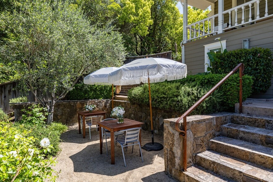 More Photos Of 1805 Foothill Blvd, Calistoga Hospitality For Sale