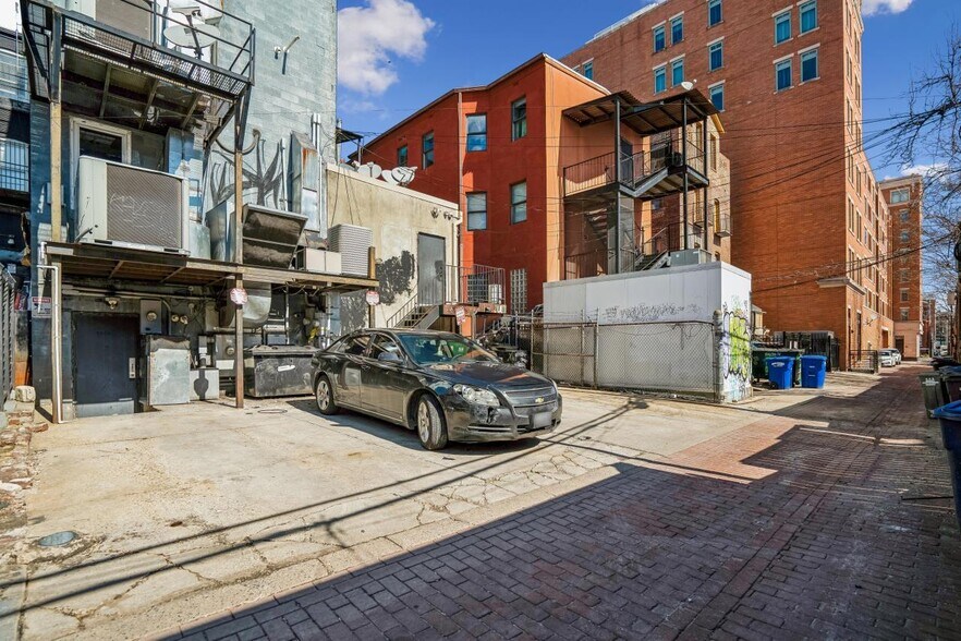 More Photos Of 1336 U St NW, Washington Bar For Sale