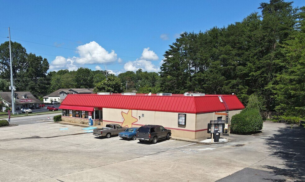 More Photos Of 244 N Main St, Hiawassee Fast Food For Lease