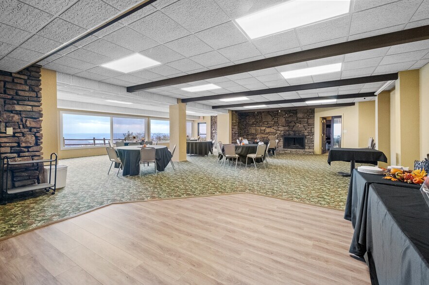 More Photos Of 12483 Lodge Dr, Garfield Lodge Meeting Hall For Lease