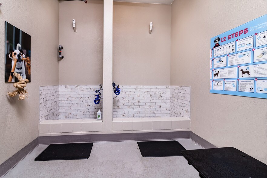 More Photos Of 399 E Dry Creek Rd, Littleton Apartments For Lease