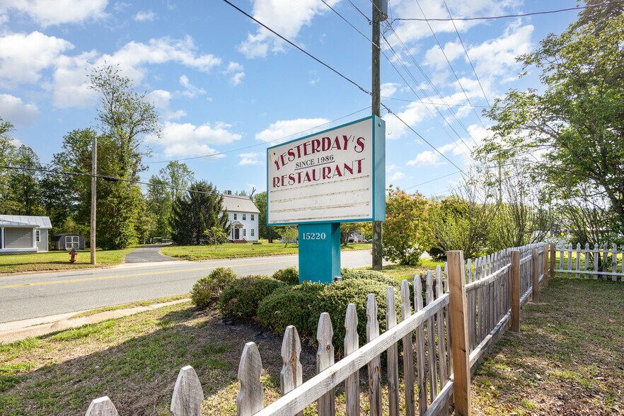 More Photos Of 15220 Kings Hwy, Montross Restaurant For Sale
