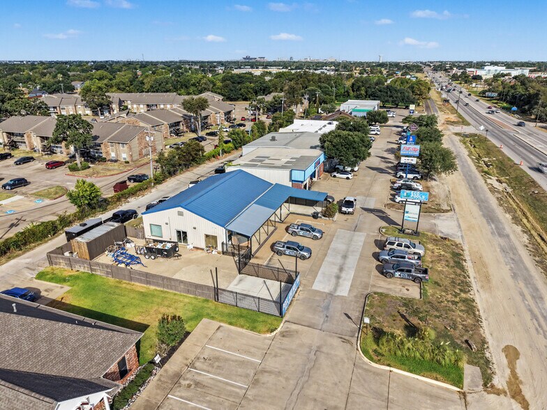 More Photos Of 3114 Texas Ave S, College Station Freestanding For Sale