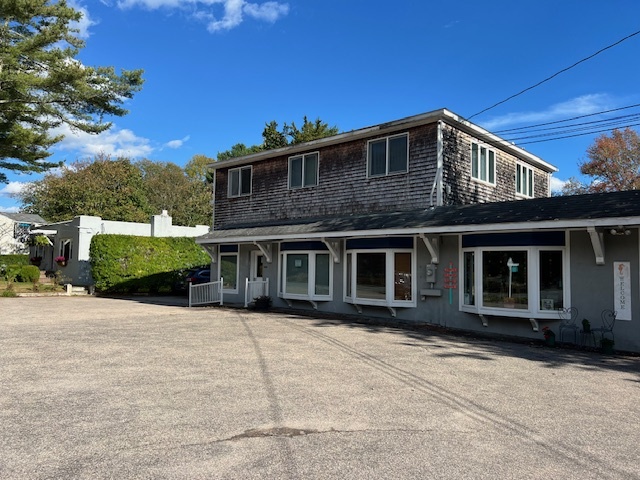 Primary Photo Of 213 Elm St, Stonington Office For Lease