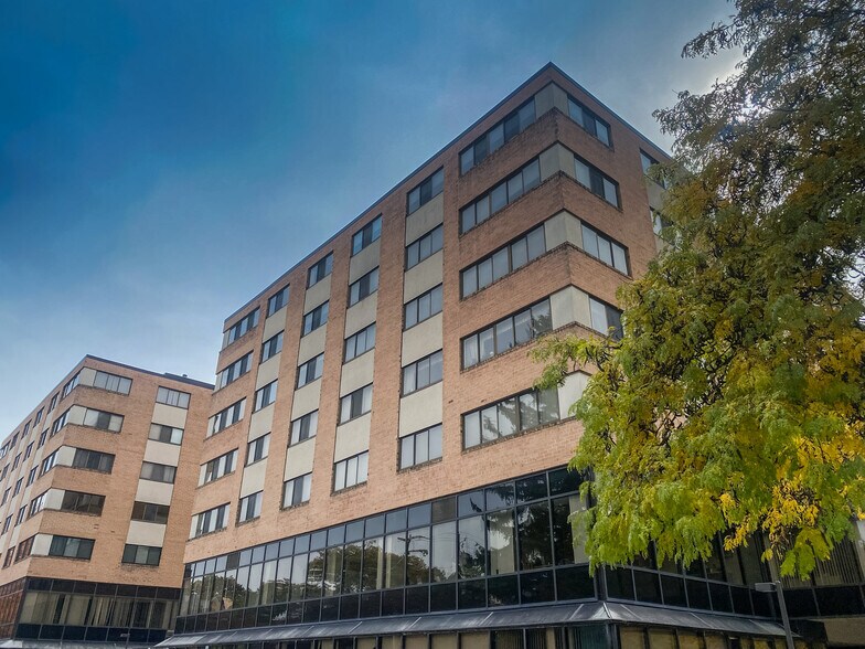 More Photos Of 403 S Allen St, State College Medical For Sale