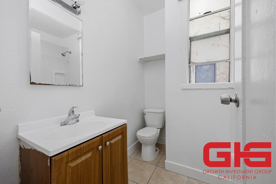 More Photos Of 280 Witmer St, Los Angeles Apartments For Sale
