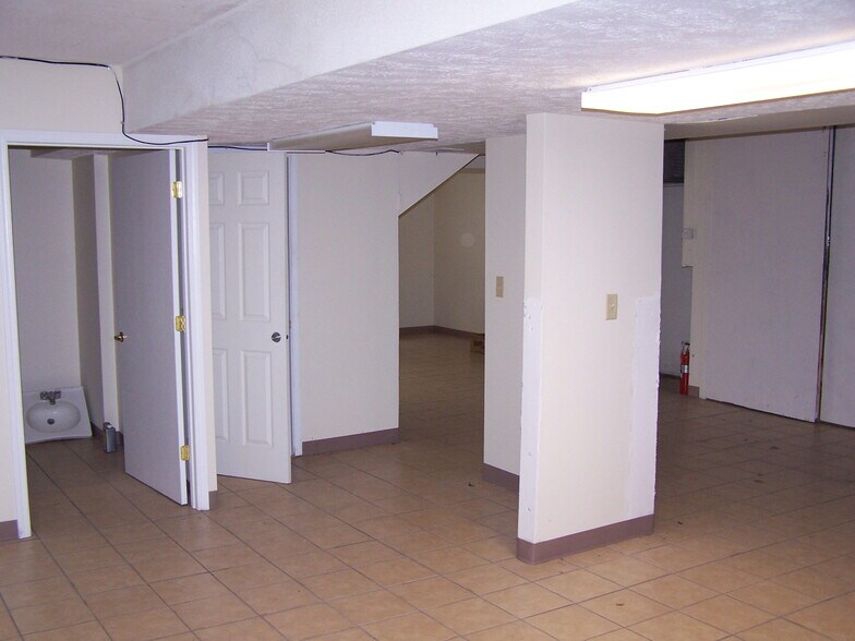 More Photos Of 3615 N 44th St, Lincoln Freestanding For Sale