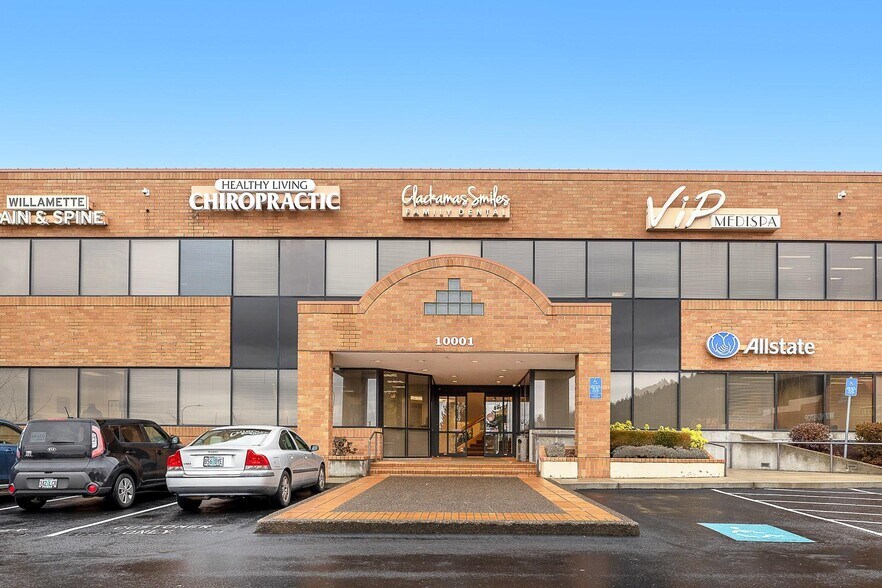 More Photos Of 10001-10117 SE Sunnyside Rd, Clackamas Office For Lease