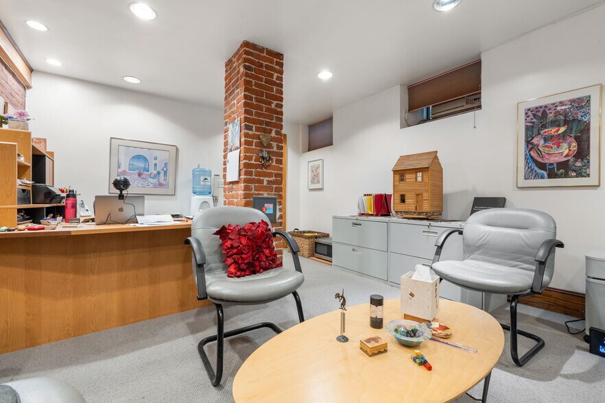 More Photos Of 96-98 Boylston St, Brookline Apartments For Sale