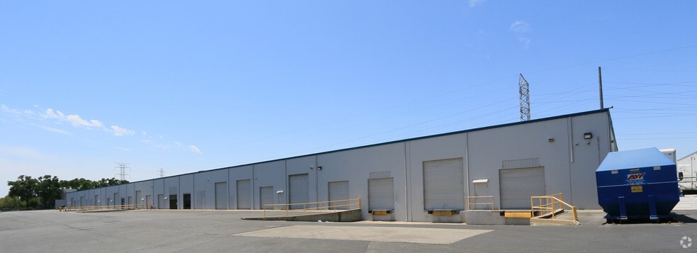 More Photos Of 917-945 N Market Blvd, Sacramento Unknown For Lease