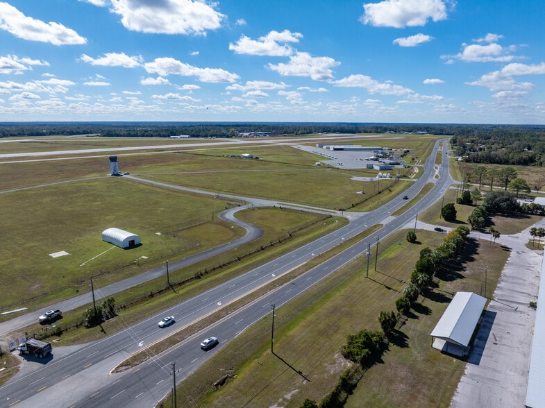 More Photos Of 3710-3719 E Us-90, Lake City Manufacturing For Lease