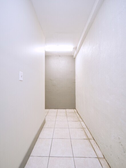 More Photos Of 9614-9616 MacArthur Blvd, Oakland Religious Facility For Lease