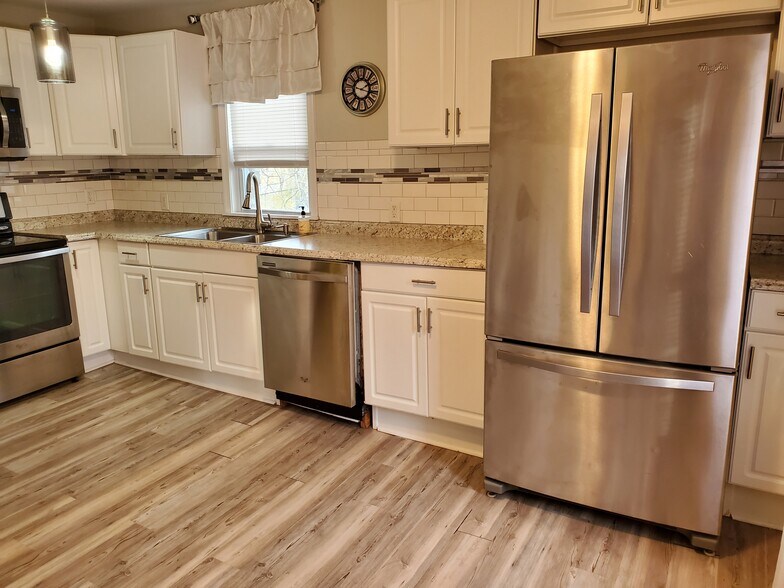 More Photos Of 1005 Chesapeake Ave, Chesapeake Office Residential For Sale