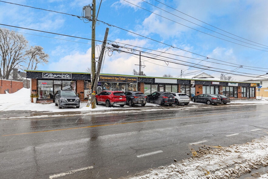More Photos Of 4148-4152 Boul Sainte-Rose, Laval Storefront For Lease