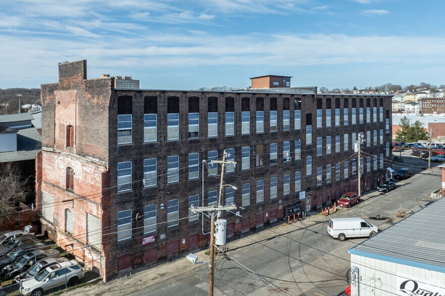 More Photos Of 12 Jacques St, Worcester Warehouse For Sale