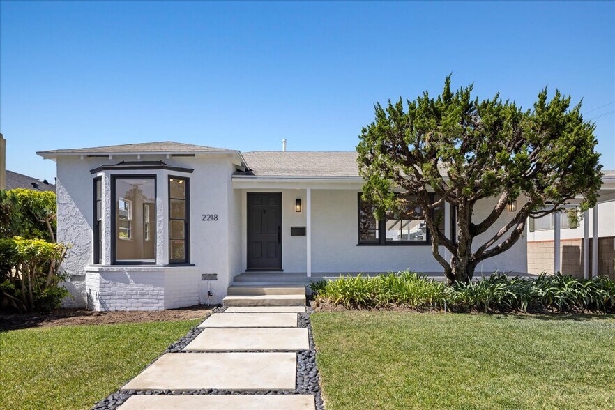 More Photos Of 2218 24th St, Santa Monica Apartments For Sale