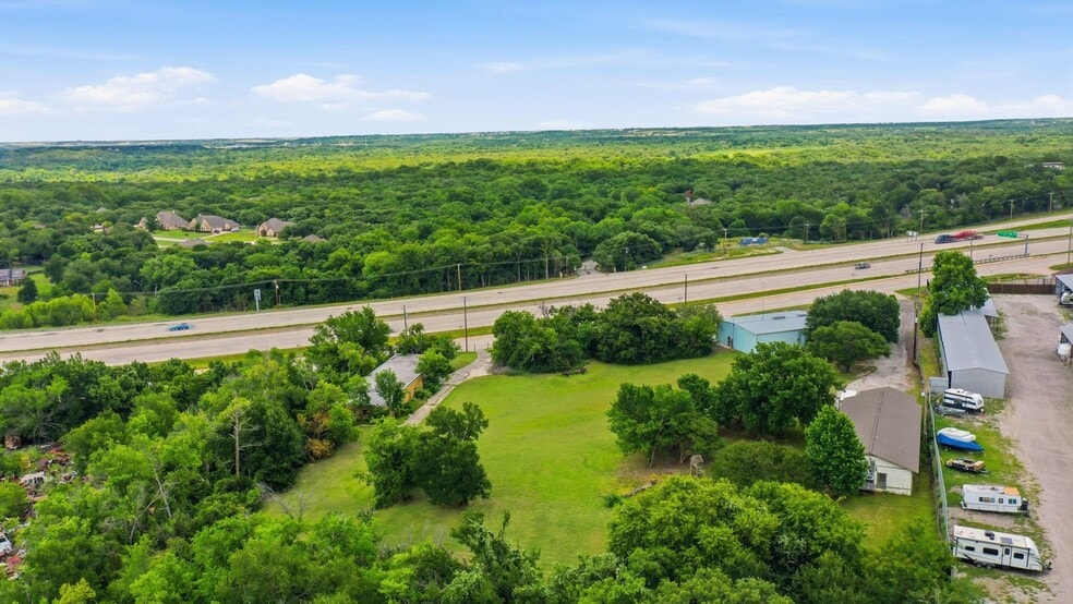More Photos Of 10901 Jacksboro Hwy, Fort Worth Warehouse For Sale