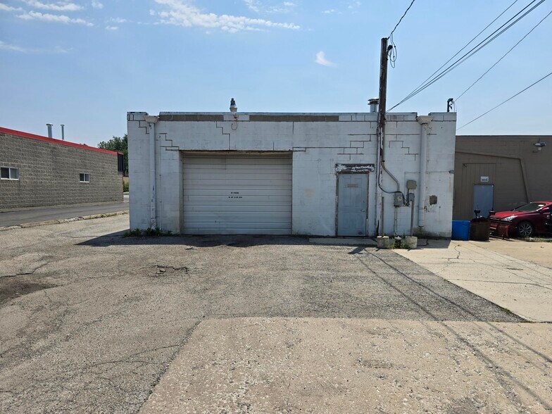 More Photos Of 1340 Ogden Ave, Downers Grove Freestanding For Sale