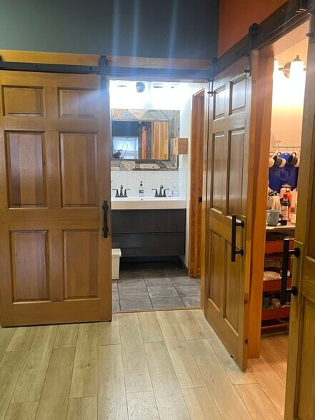 More Photos Of 420 E Main St, Branford Medical For Sale
